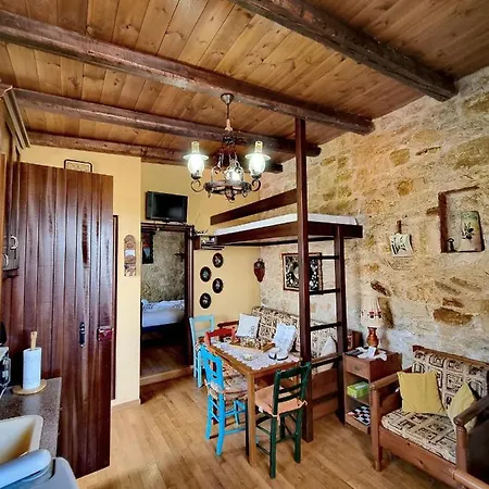 Apartamento Virginia - Peaceful Traditional House Georgioupoli